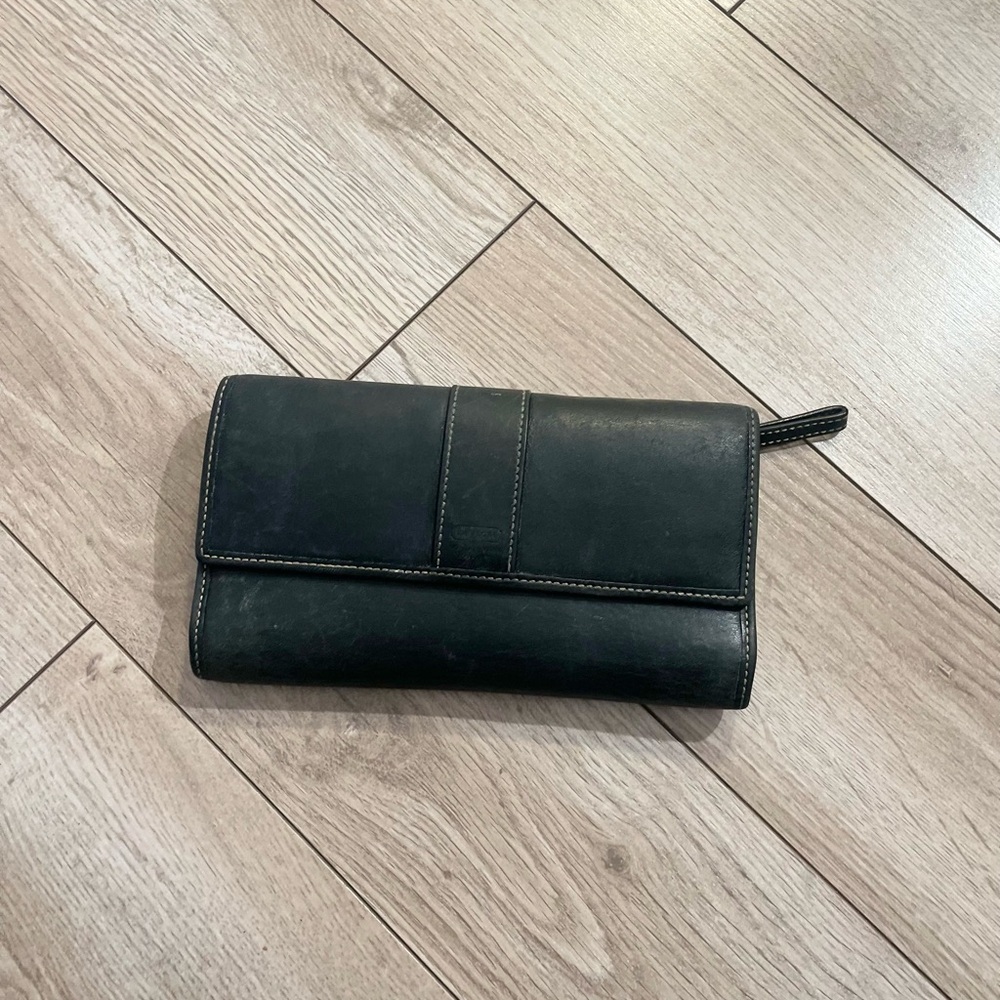 Vintage Coach black leather wallet